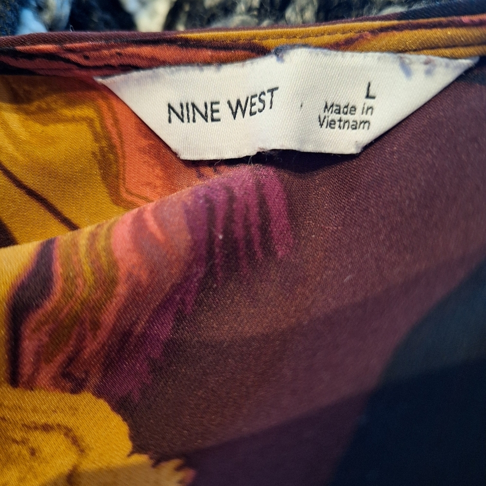 NWOT Nine West Multicolor Abstract Bishop Sleeve Blouse Size Large Maroon Gold - Picture 3 of 3